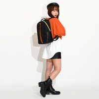 デンジモデルのリュックの使用イメージ。