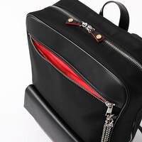 マキマモデルのリュック。