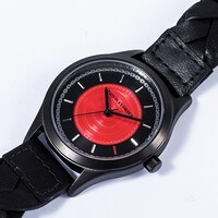 マキマモデルの腕時計。