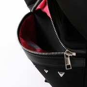 パワーモデルのリュック。