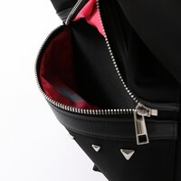 パワーモデルのリュック。