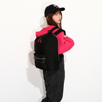 パワーモデルのリュックの使用イメージ。