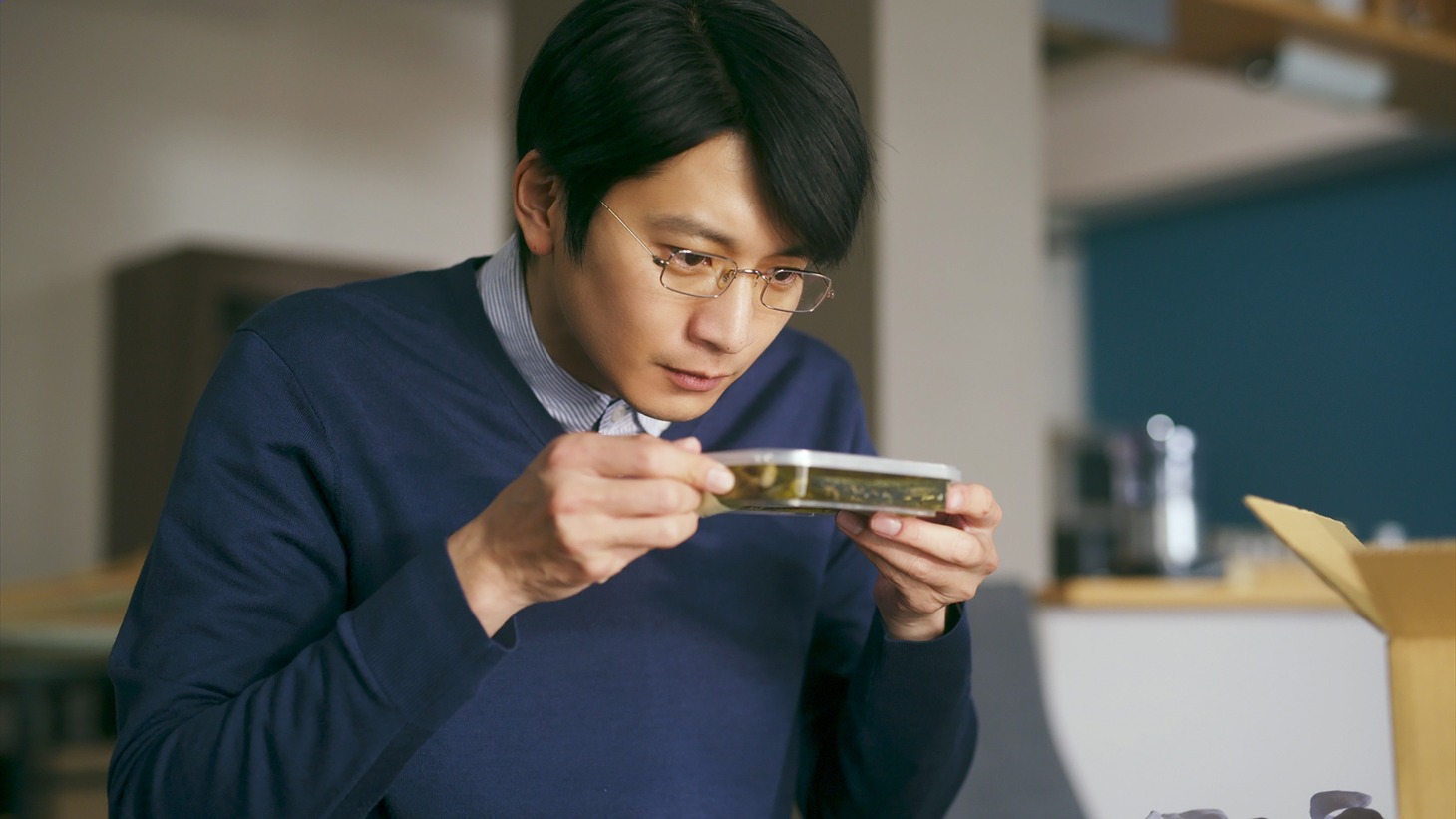 「先生のおとりよせ」第1話より。 (c)AN,YE(L)/TX