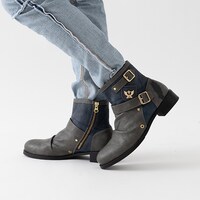 グリフィスモデルのブーツの着用イメージ。