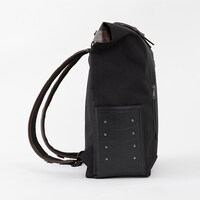 ガッツモデルのバックパック。