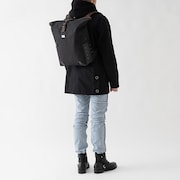 ガッツモデルのバックパックの使用イメージ。