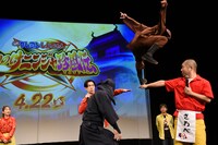 「映画クレヨンしんちゃん もののけニンジャ珍風伝」完成披露舞台挨拶の様子。