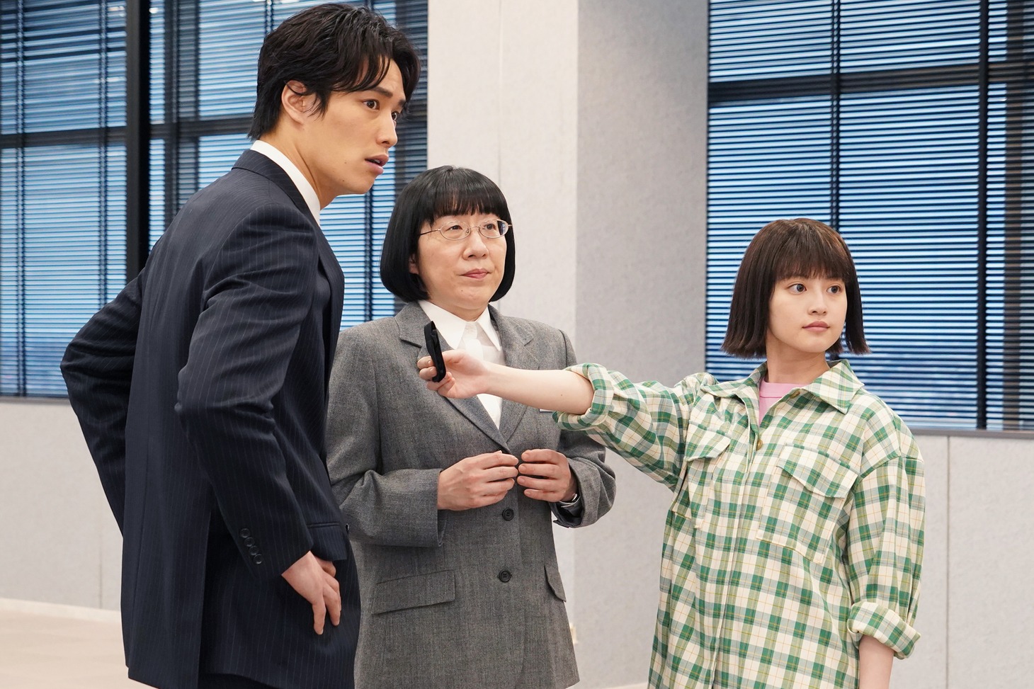 ドラマ「悪女（わる） ～働くのがカッコ悪いなんて誰が言った？～」より。
