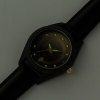 佐野万次郎モデルの腕時計。