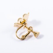 花垣武道モデルのイヤリング。