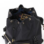 佐野万次郎モデルのバッグ。