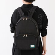 花垣武道モデルのバッグの使用イメージ。