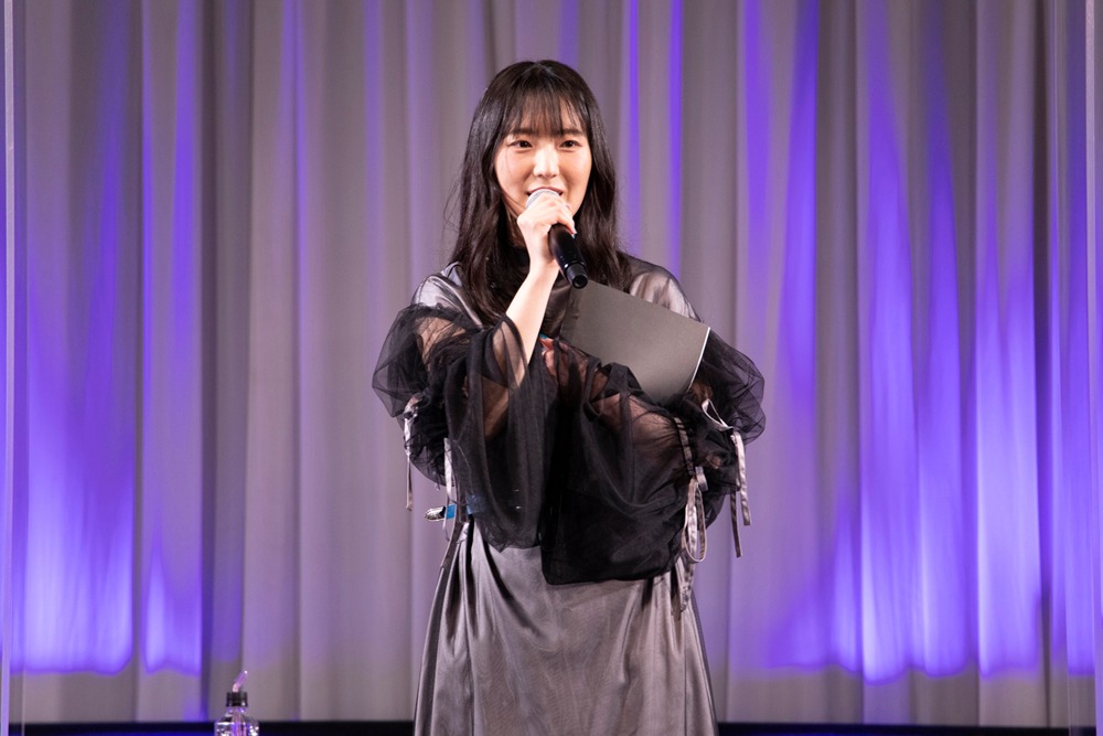 石川由依
