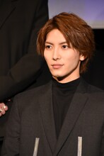 伏黒恵役の泰江和明。