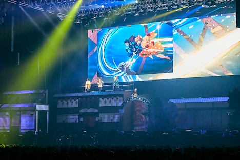 ステージプログラム「鬼滅の宴 -遊郭編-」の様子。