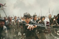 映画「キングダム2 遥かなる大地へ」場面写真