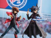 「遊☆戯☆王デュエルモンスターズGX 万丈目準」と別売りの「遊☆戯☆王デュエルモンスターズGX 遊城十代【再販】」。