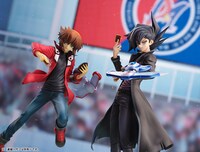 「遊☆戯☆王デュエルモンスターズGX 万丈目準」と別売りの「遊☆戯☆王デュエルモンスターズGX 遊城十代【再販】」。