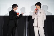 晴れ男エピソードを話す神木隆之介と松村北斗。