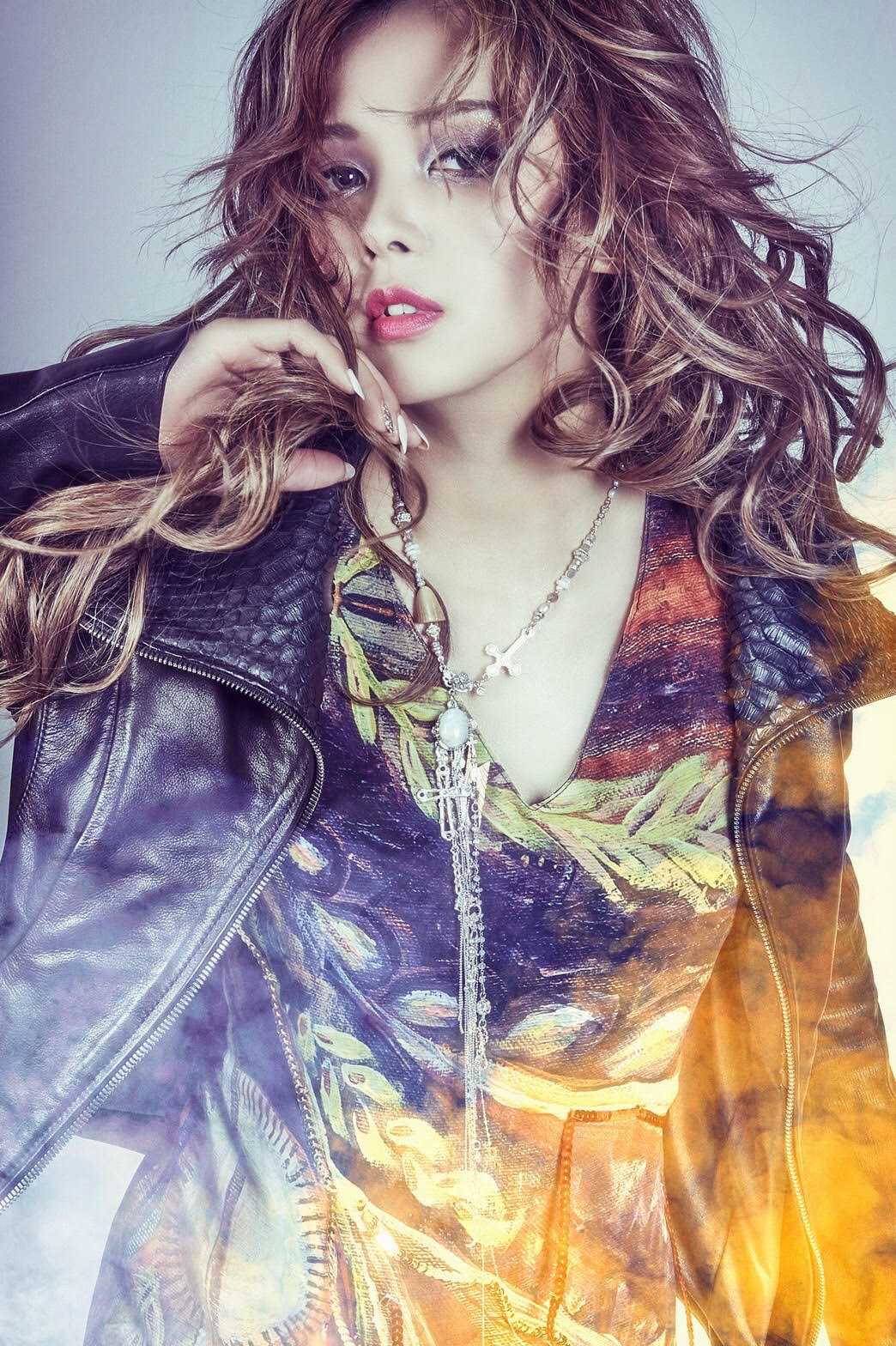 上木彩矢 Tシャツ(Sサイズ) 他セット kamikiaya.jpg?impolicy=lt&