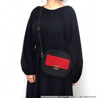 「TVアニメ「SPY×FAMILY」　バッグ ヨル・フォージャー」の使用イメージ。