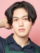 アンサンブルを務める進藤光希。