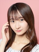 アンサンブルを務める真木すみれ。