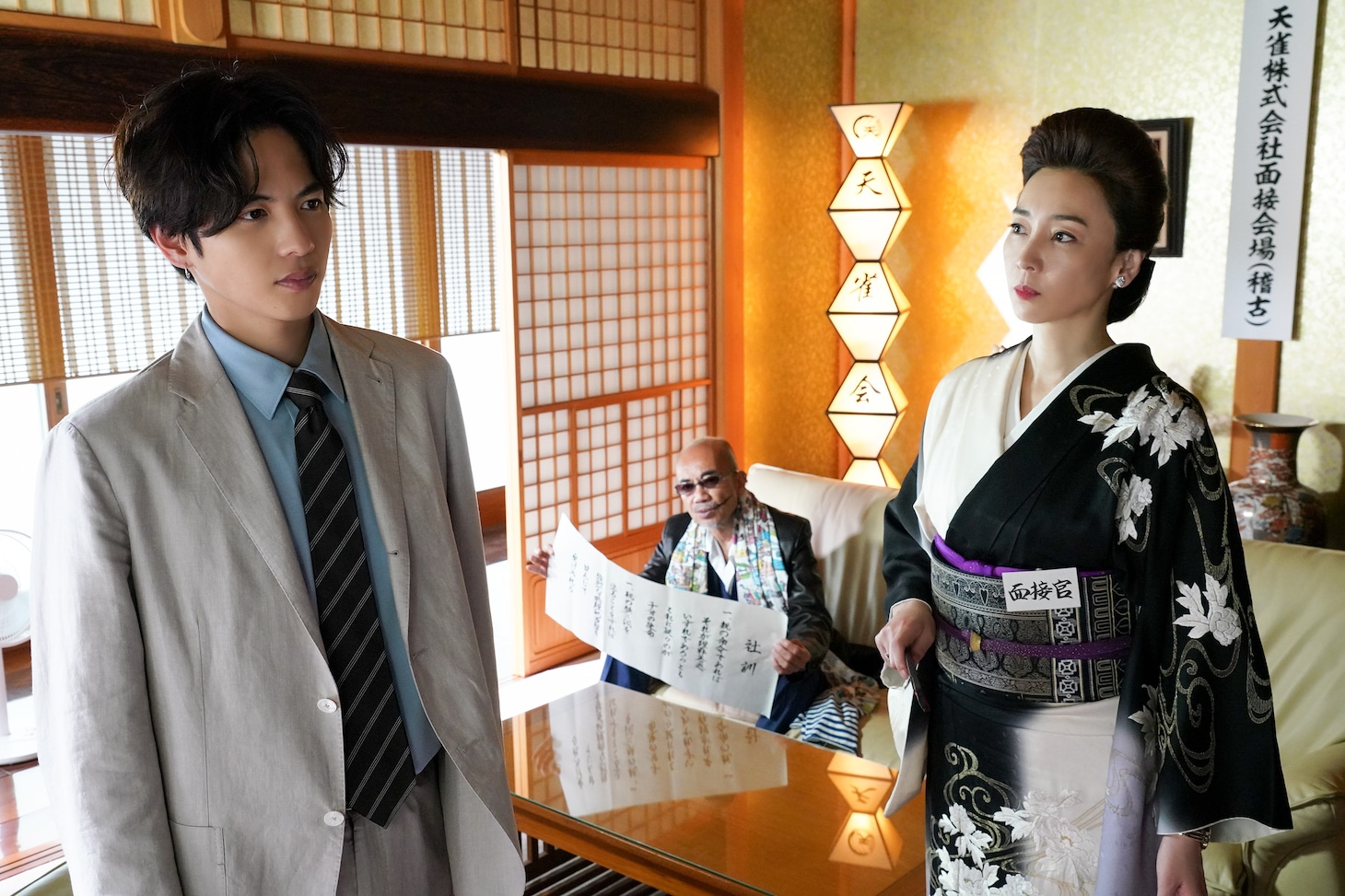 「極主夫道 爆笑！カチコミSP」より。(c)おおのこうすけ／新潮社・ytv