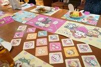 ドリンク注文特典のカフェオリジナルコースター。