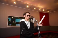 アフレコに臨むHilcrhyme・TOC。