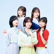 「五等分の花嫁」新作読み切りが週マガに、表紙&巻頭グラビアには五つ子キャスト