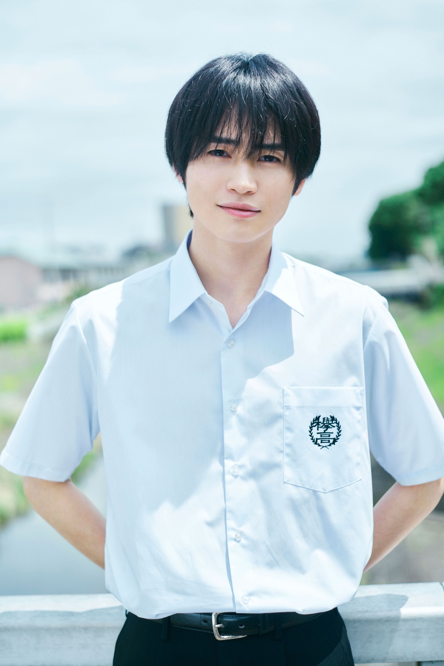 西垣匠扮する香月慎太郎(c)缶爪さわ・椿ゆず／KDOKAWA／「みなと商事コインランドリー」製作委員会