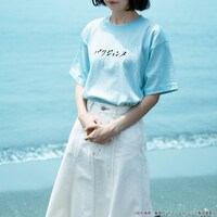 「アニメ『サマータイムレンダ』 パリジェンヌ Tシャツ」着用イメージ