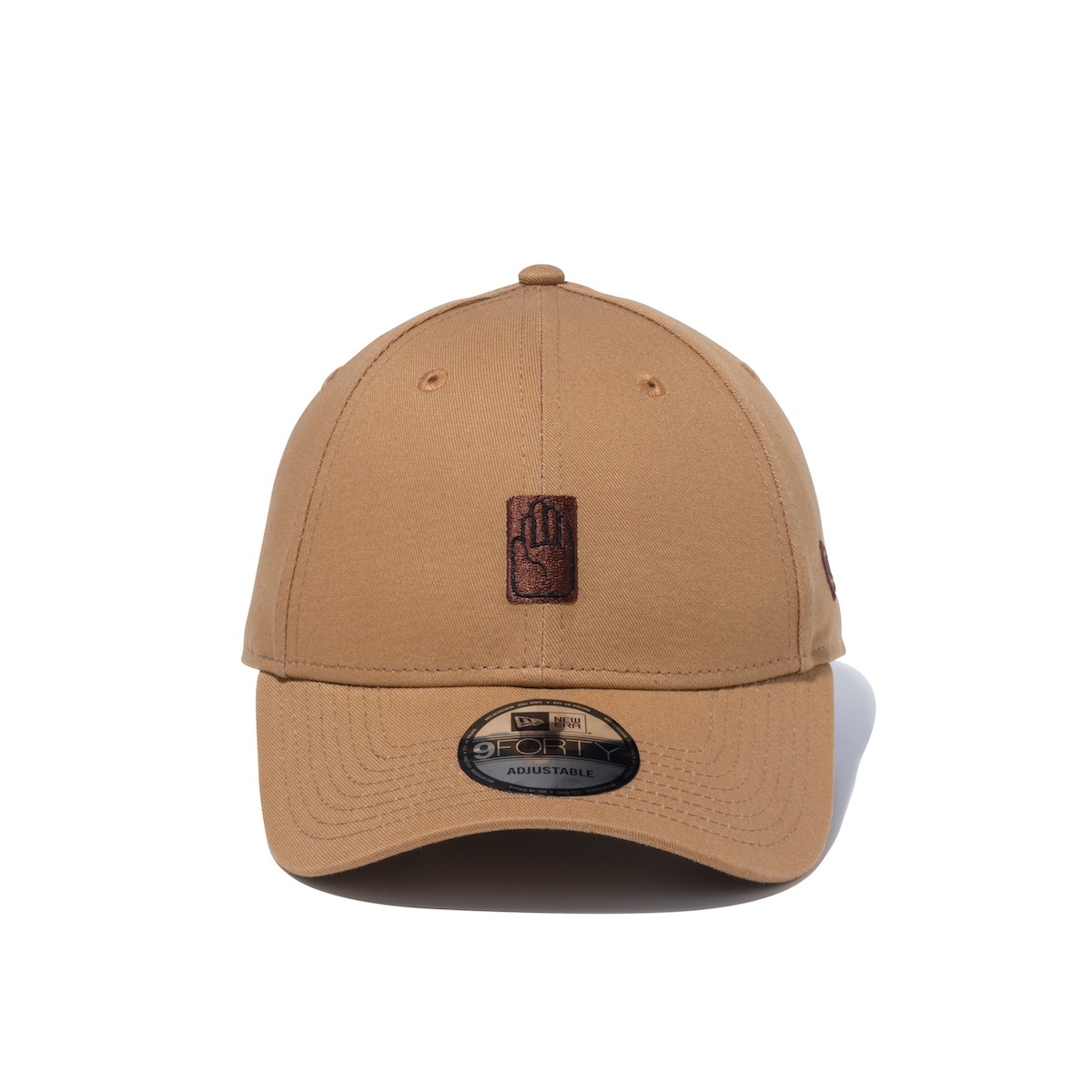 「9FORTYモデル」の「JOTARO BEIGE」。