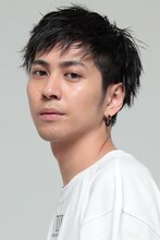 セバスチャン・モラン役の井澤勇貴。