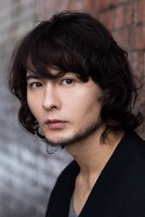 チャールズ・オーガスタス・ミルヴァートン役の藤田玲。