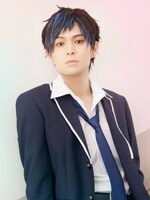 川隅美慎扮する小笠原次郎。