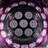 孫悟飯をモチーフにした江戸切子グラス。