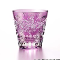 孫悟飯をモチーフにした江戸切子グラス。