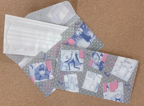 「吸血鬼すぐ死ぬ」のマスクケース。