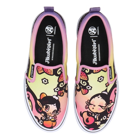 「AKUBI GIRL」モデル