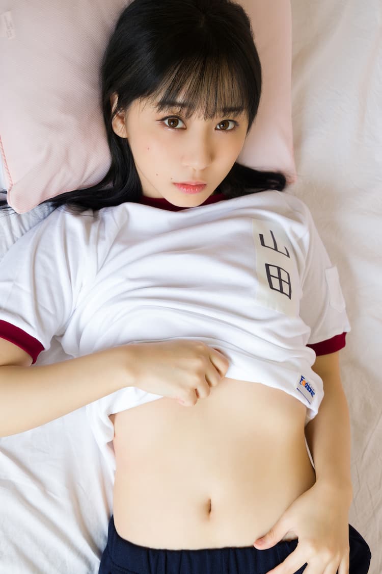 僕の心のヤバイやつ 伊織もえのコラボ写真集発売 対談や描き下ろしマンガも収録 コメントあり コミックナタリー