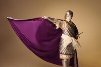 尾上菊之助演じるクシャナ（撮影：永石勝）。