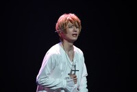 舞台「薔薇王の葬列」より。