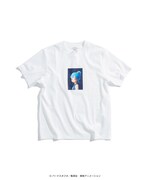 「耳飾りのブルマTシャツ」