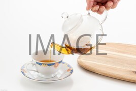 「悪役令嬢は隣国の王太子に溺愛される」ティアラローズ愛用のカップ＆ソーサーなど登場