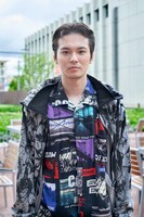 金子隼也演じる和也の友人。