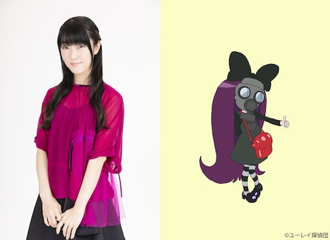 左からスマイリー役の釘宮理恵、スマイリーのキャラクター設定画。