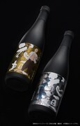 左から「東京卍リベンジャーズコラボ TIME LEAP 2005 花垣 純米大吟醸」のボトル、「東京卍リベンジャーズコラボ 花垣 純米大吟醸」のボトル。