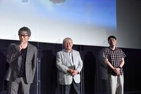 田村淳（左端）と同姓同名の田村篤（右端）。